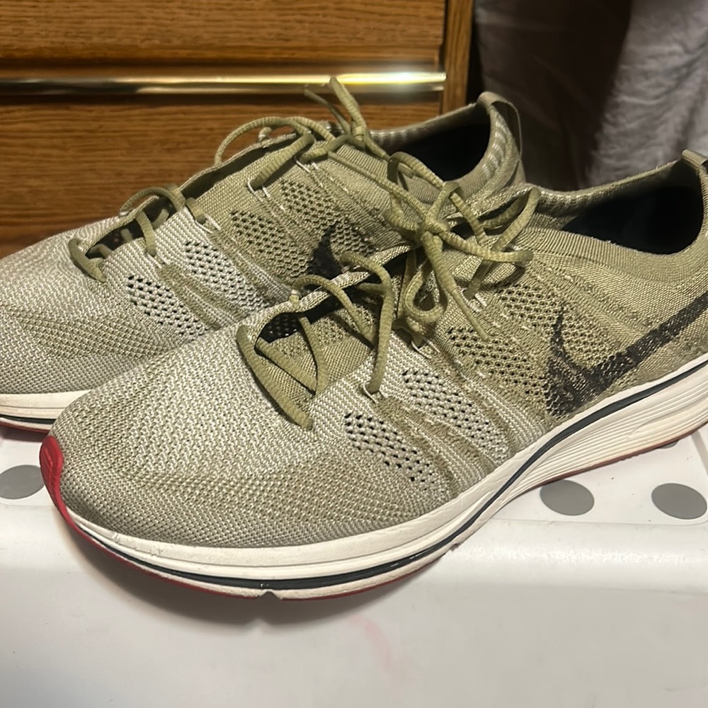 Selling these nike shoes.